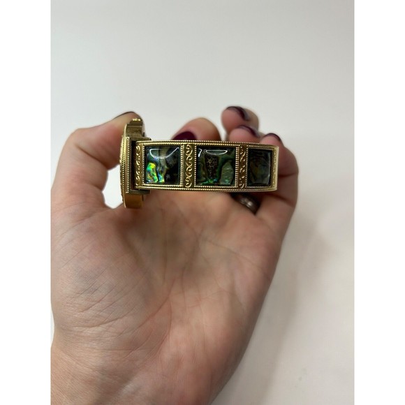 M.Z.BERGER Mother of Pearl Inlay Analog Women's Watch Sz.6 1/4" New - Picture 3 of 6